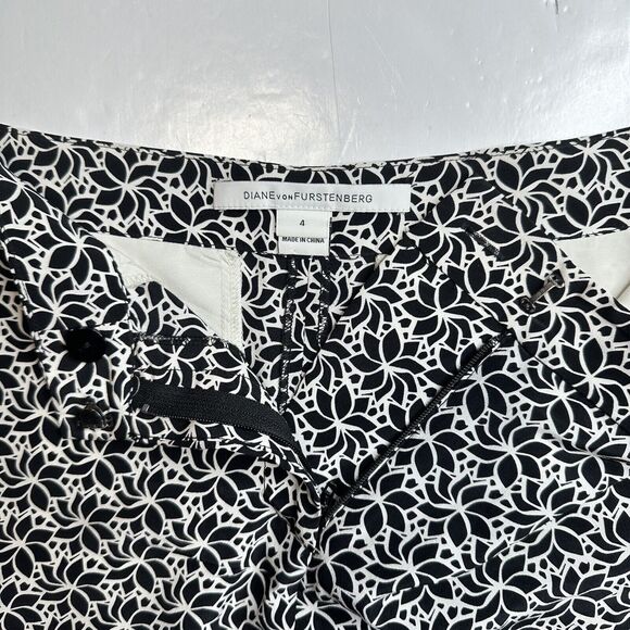 Diane Von Furstenberg Silk Shorts Womens 4 Black/White Floral Zip Front Pockets - Picture 5 of 16